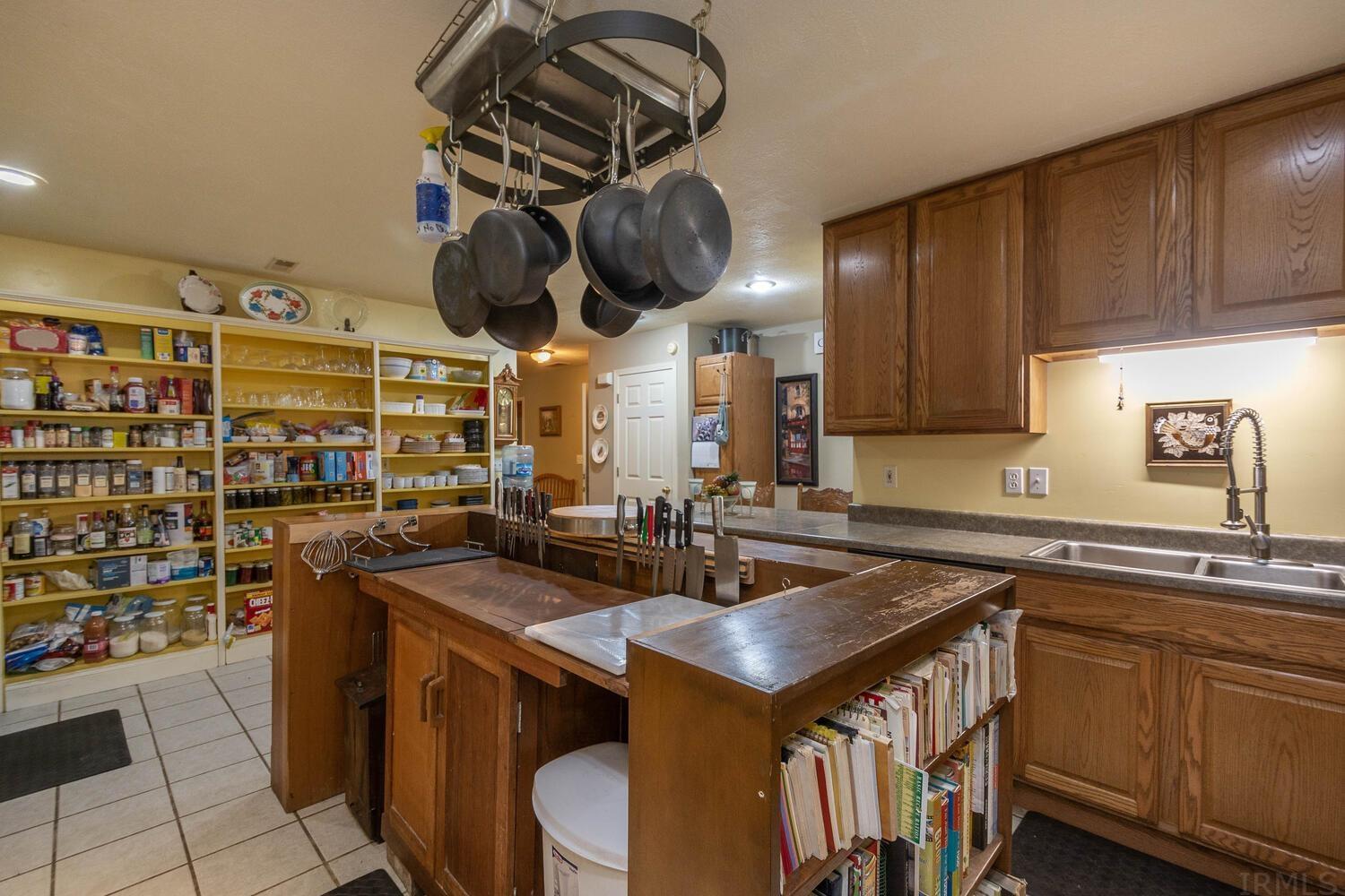 8201 East Gross Road Bloomington, IN 47401 - Photo 15 of 35 Gallery Image 15