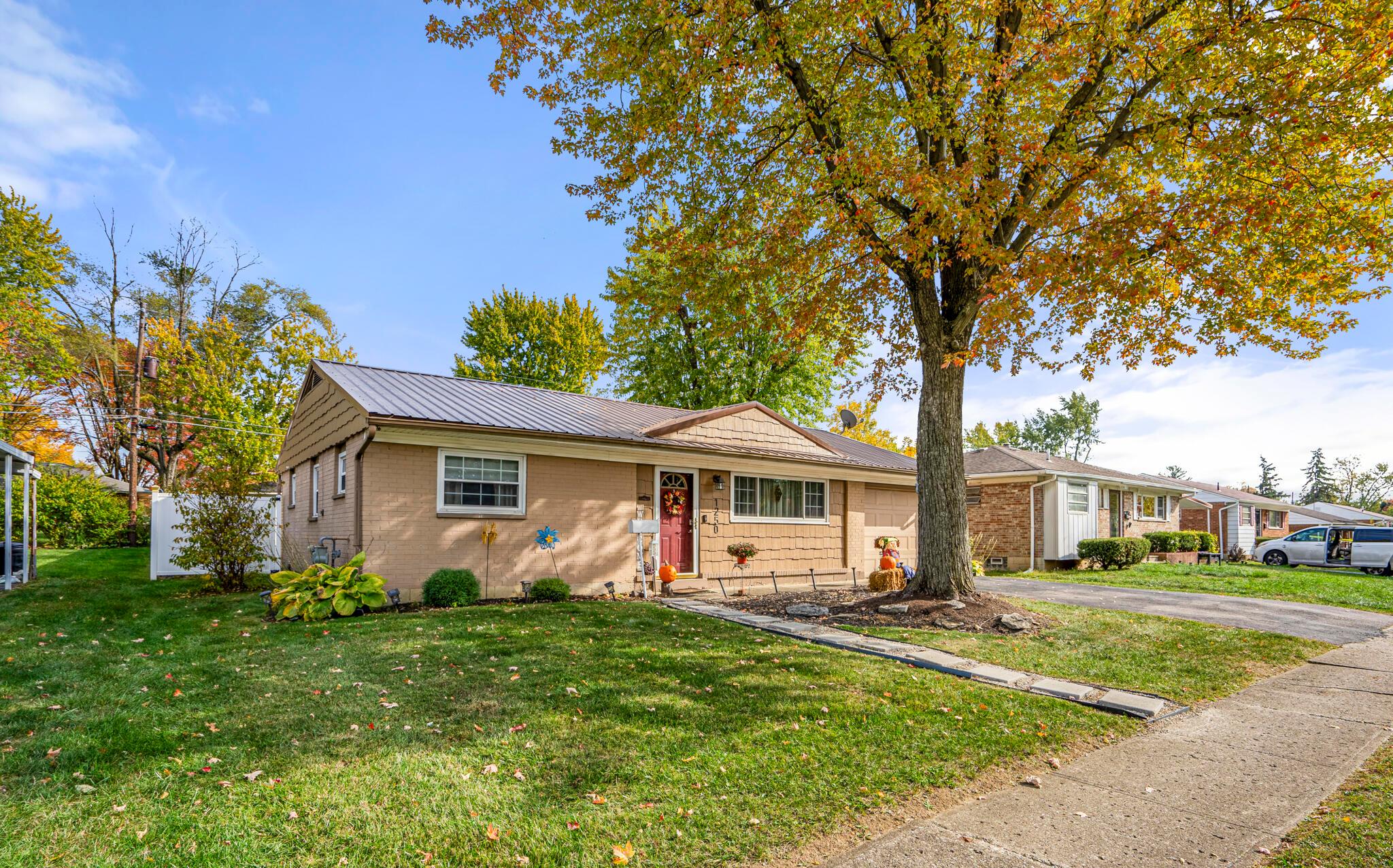 1250 South Yearling Road Columbus, OH 43227 - Photo 2 of 29 DSC08910-HDR