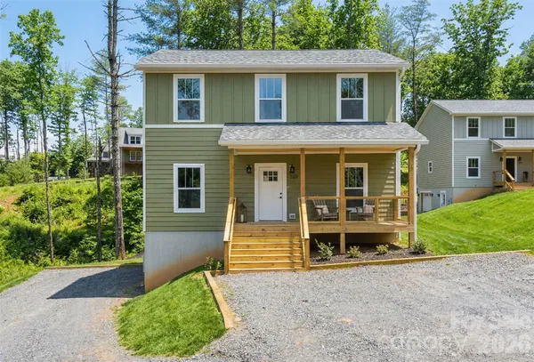 $525,000 | 169 Cascade Rdg Road, Fairview, NC 28730