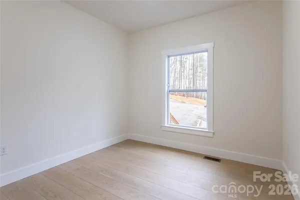 $525,000 | 169 Cascade Rdg Road, Fairview, NC 28730