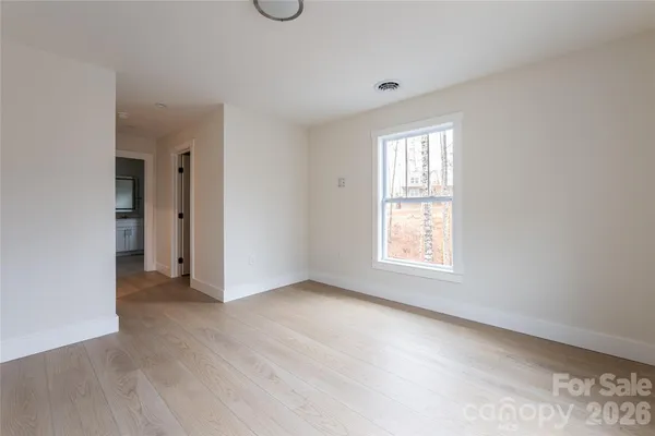 $525,000 | 169 Cascade Rdg Road, Fairview, NC 28730