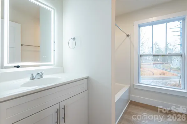 $525,000 | 169 Cascade Rdg Road, Fairview, NC 28730