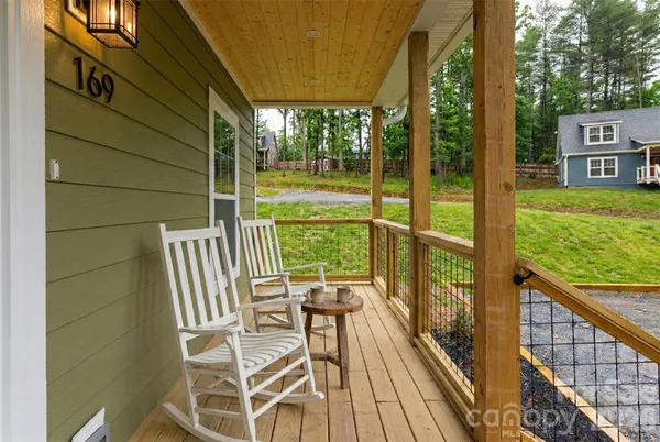 $525,000 | 169 Cascade Rdg Road, Fairview, NC 28730