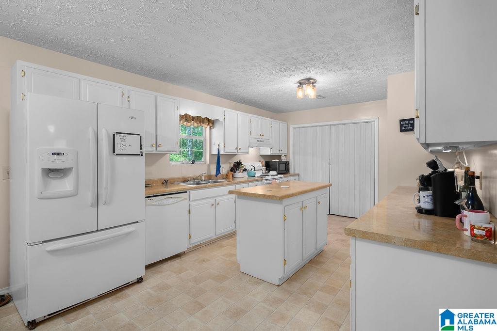 5875 Snowville Brent Road Dora, AL 35062 - Photo 5 of 27