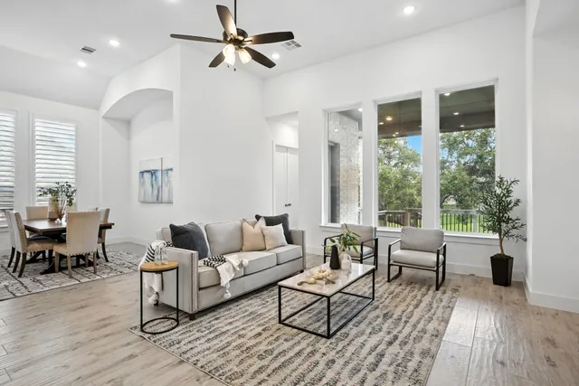 $4,400 | 220 Corazon, Boerne, TX 78006