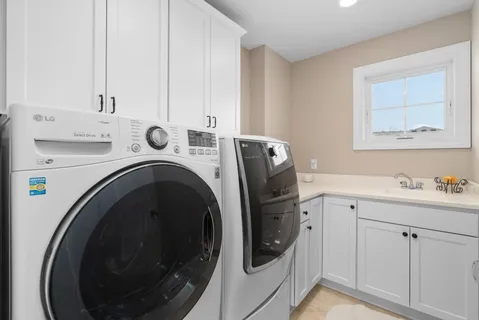 $1,050,000 | 6738 North Chickahauk Trail, Middleton, WI 53562