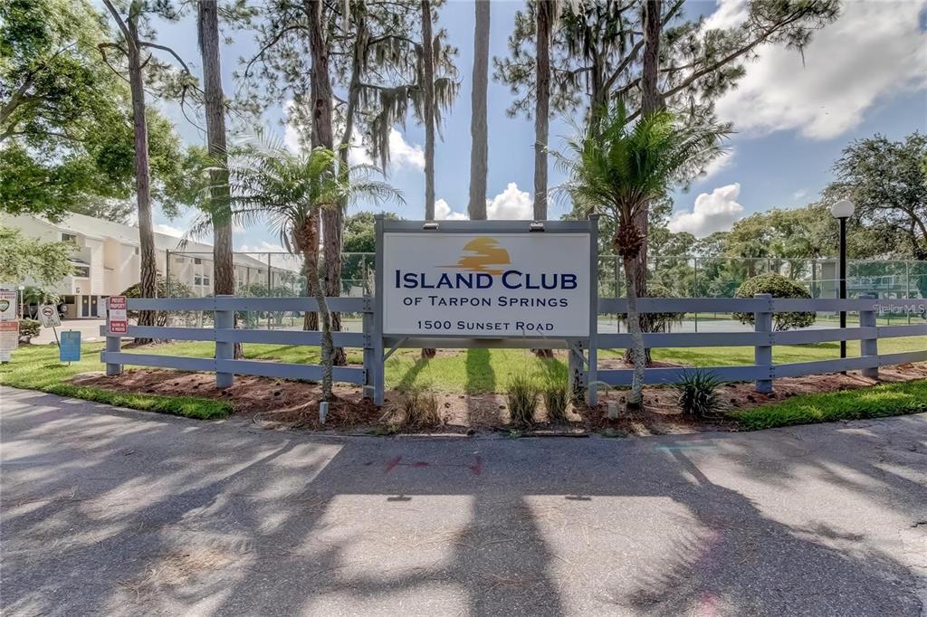 1500 Sunset Road, Unit C4 Tarpon Springs, FL 34689 - Photo 2 of 55