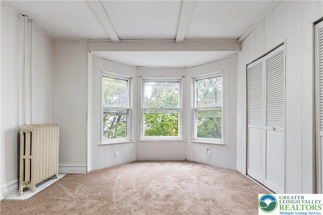 624 Cleveland Street Allentown, PA 18103 - Photo 24 of 35 a view of an empty room with a window