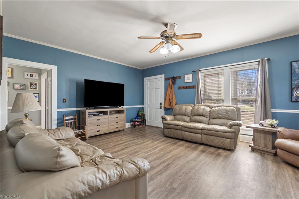 304 Springwood Road Asheboro, NC 27205 - Photo 9 of 50