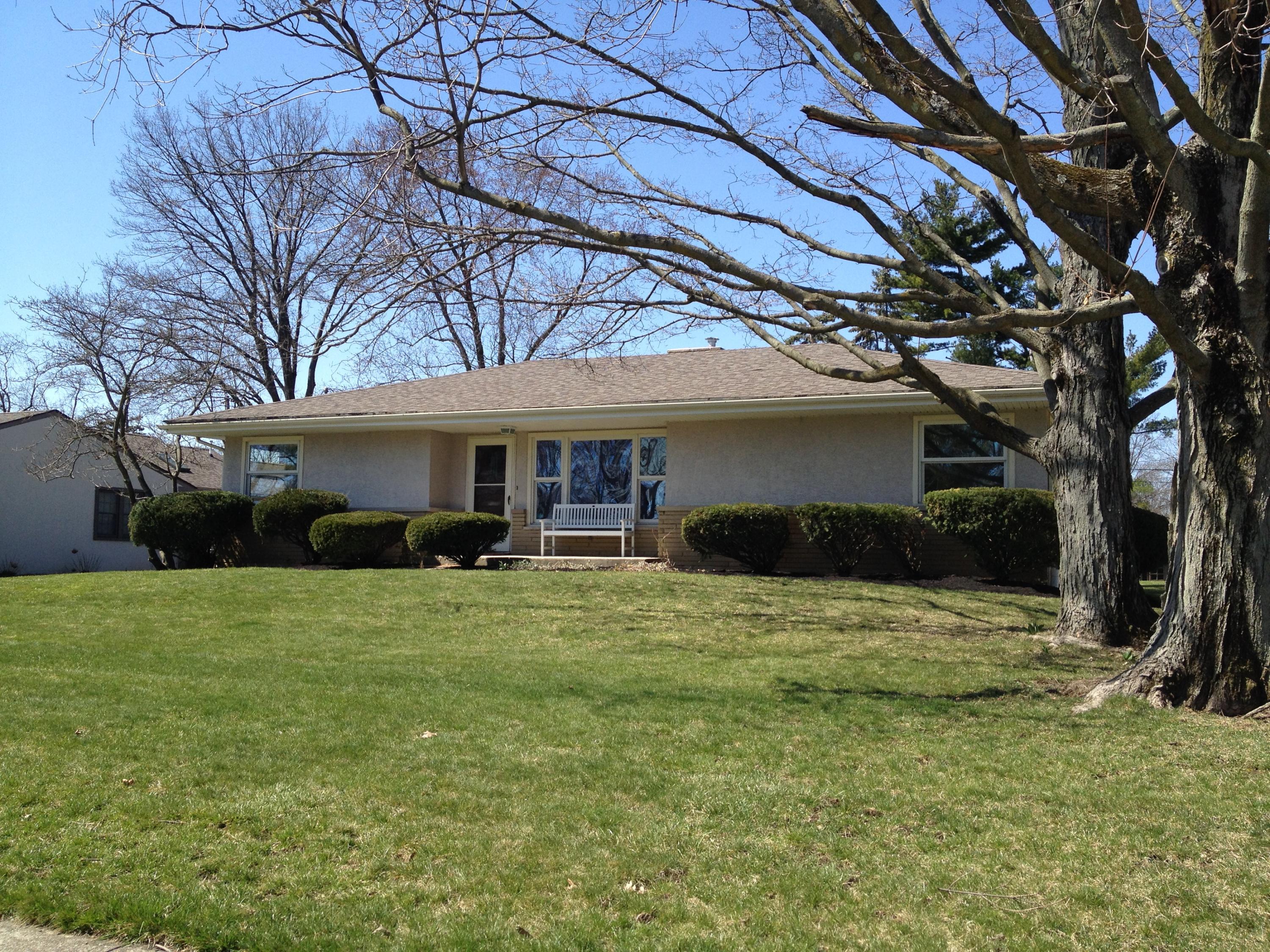 4149 Woodbridge Road Columbus, OH 43220 - Photo 2 of 22