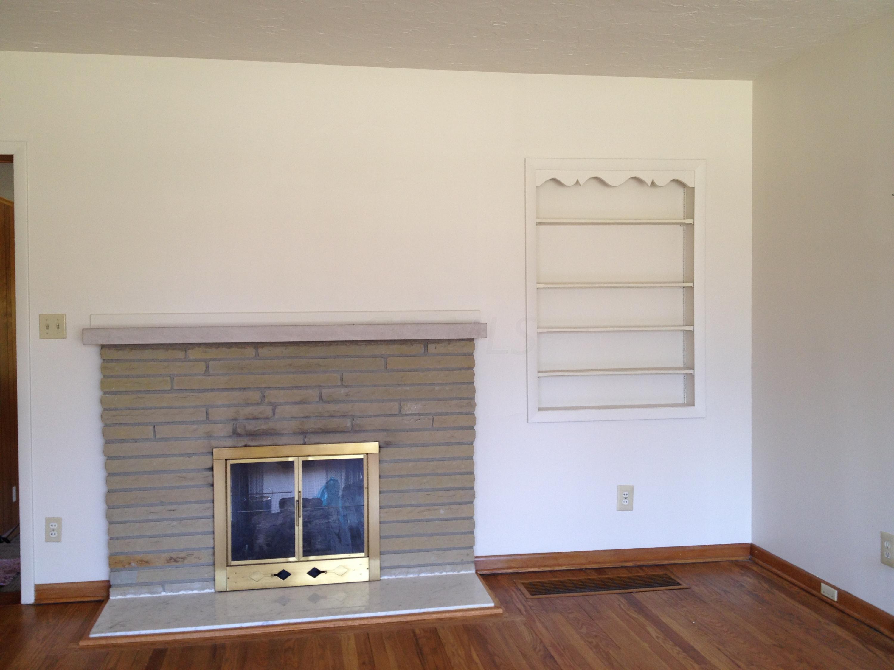 4149 Woodbridge Road Columbus, OH 43220 - Photo 3 of 22