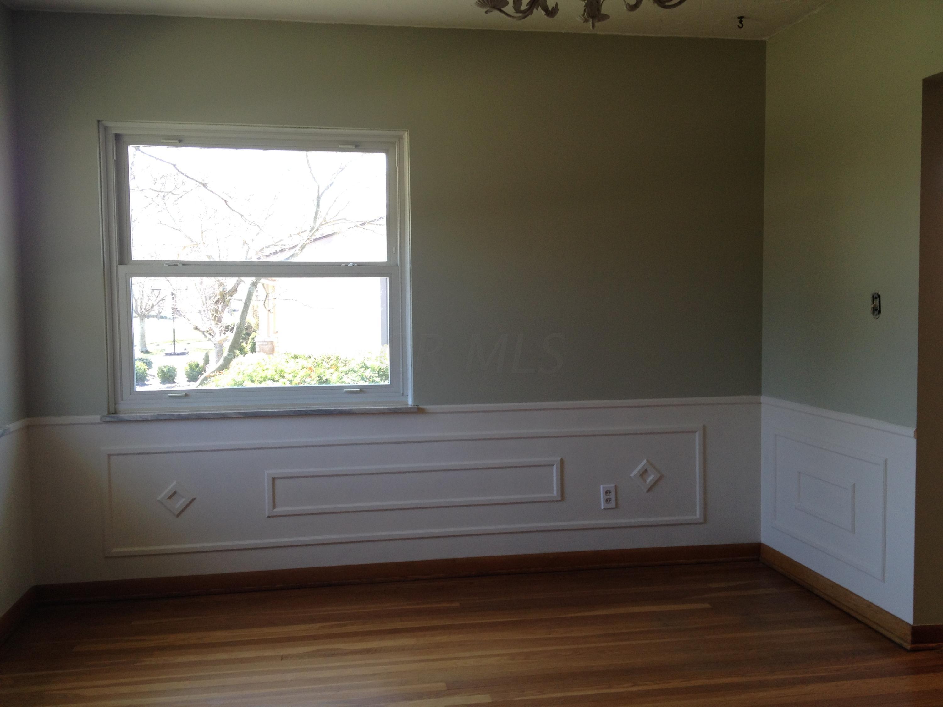 4149 Woodbridge Road Columbus, OH 43220 - Photo 5 of 22