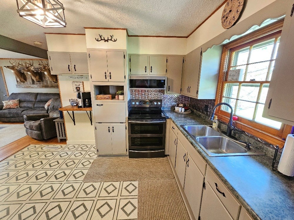 2182 Coon Ridge Road Hillsville, VA 24343 - Photo 15 of 36 Gallery Image 15