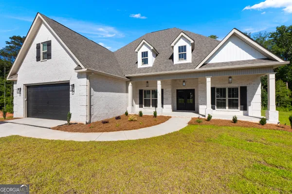 $489,950 | 217 Golden Chestnut Bend, Bonaire, GA 31005