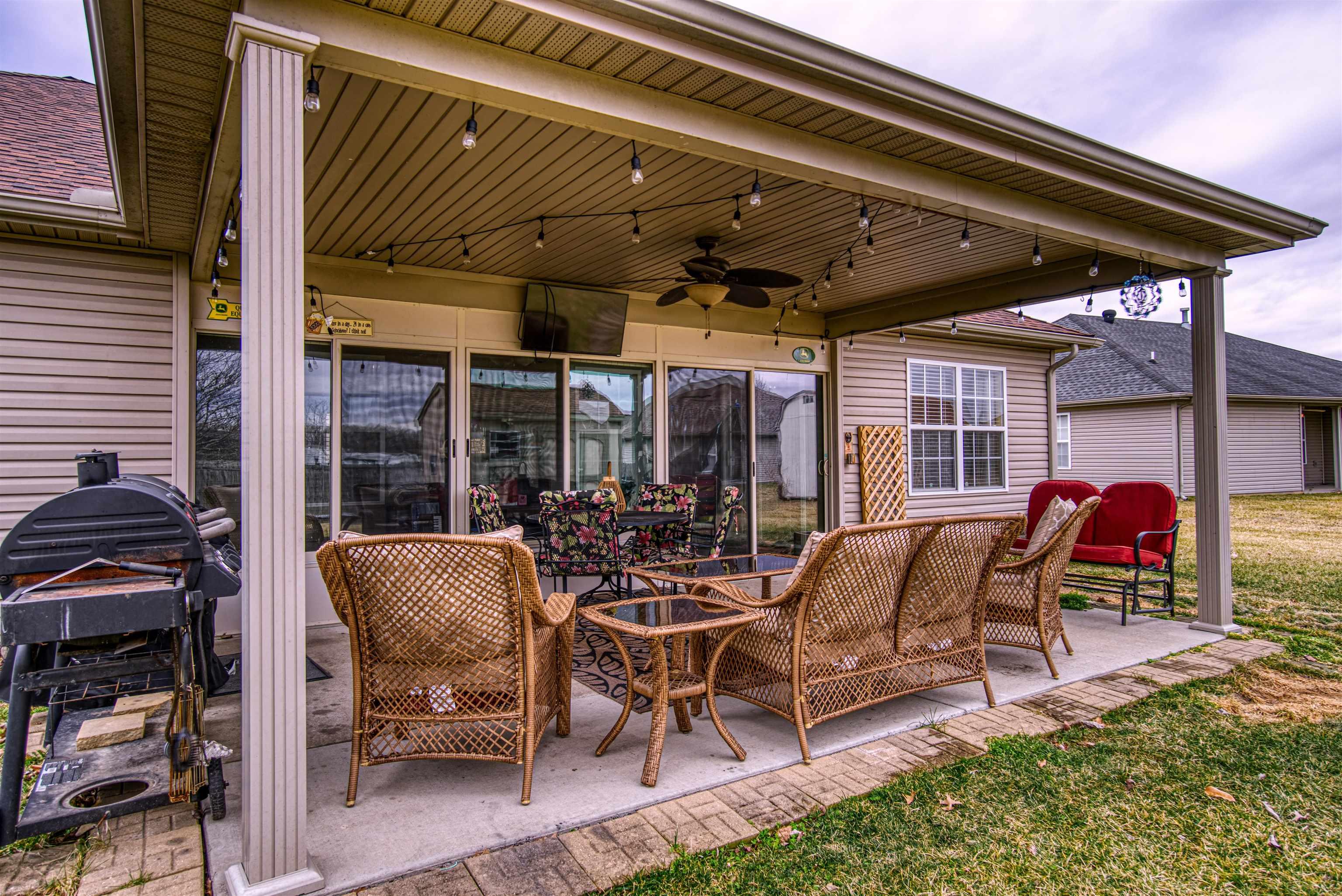 9625 Clippinger Road Evansville, IN 47725 - Photo 23 of 31 Gallery Image 23