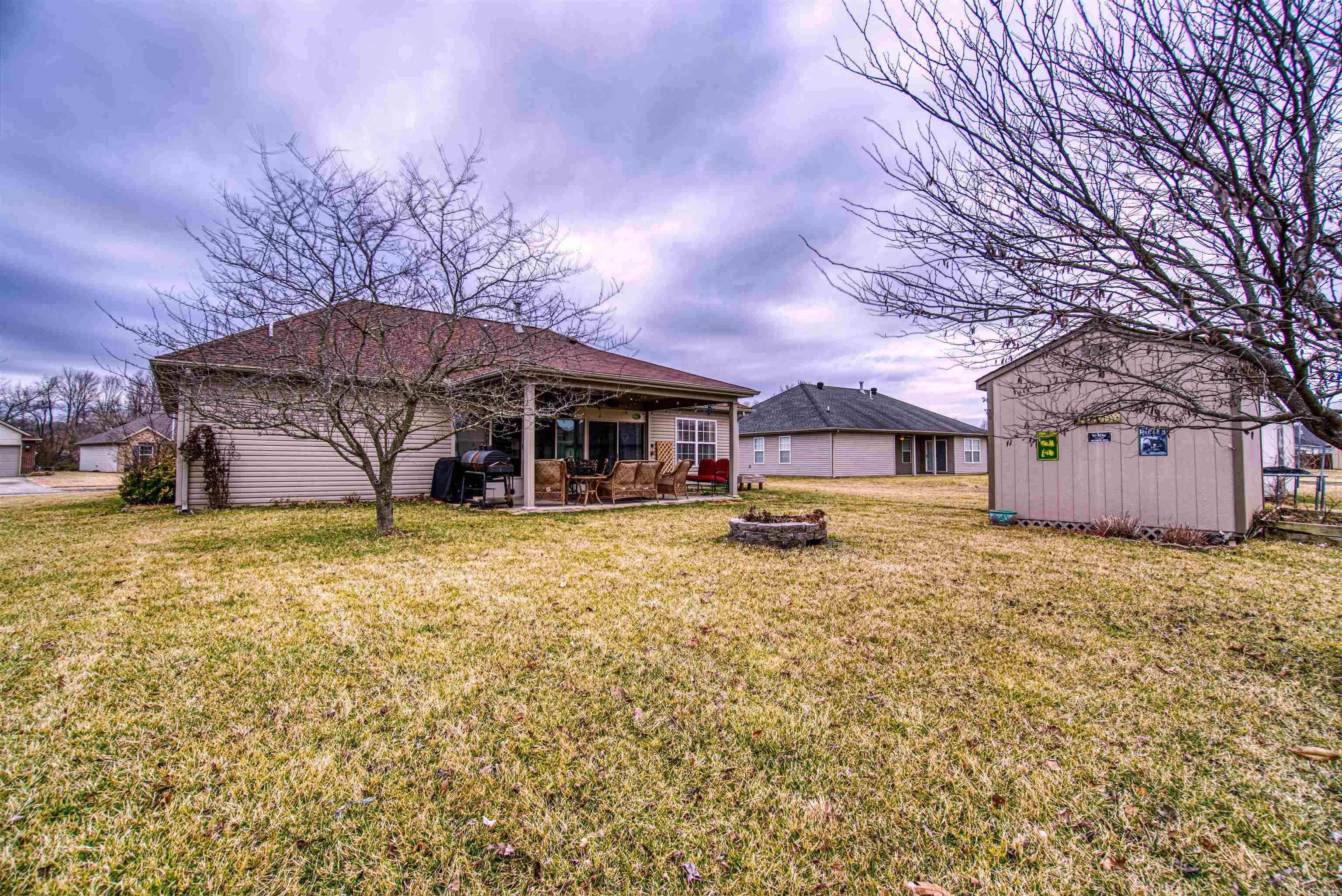 9625 Clippinger Road Evansville, IN 47725 - Photo 27 of 31 Gallery Image 27