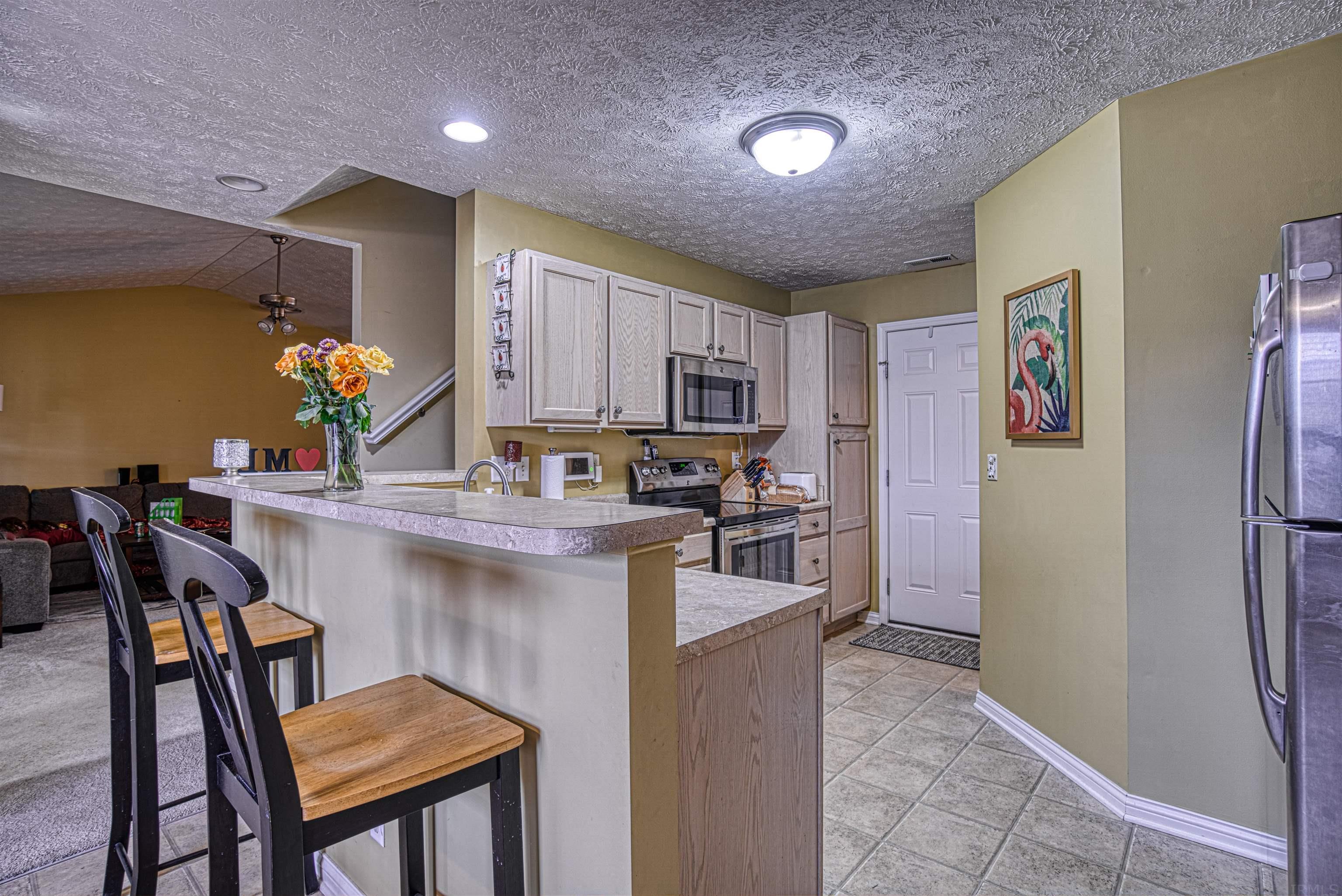 9625 Clippinger Road Evansville, IN 47725 - Photo 7 of 31 Gallery Image 7