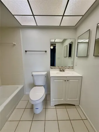 $3,400 | 731 Manatee Avenue, Unit 731, Holmes Beach, FL 34217