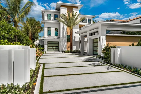 $10,995,000 | 6107 North Ocean Boulevard, Ocean Ridge, FL 33435