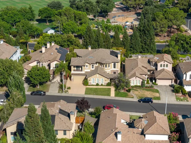 $1,199,000 | 1876 Grazziani Way, Roseville, CA 95661