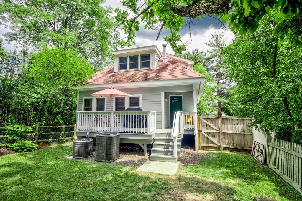 7 Pleasant Street Lexington, MA 02421 - Photo 29 of 32 Gallery Image 29