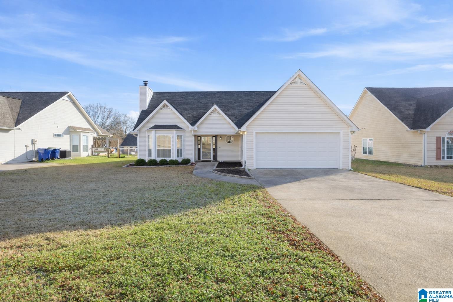 161 Greenfield Lane Alabaster, AL 35007 - Photo 1 of 53