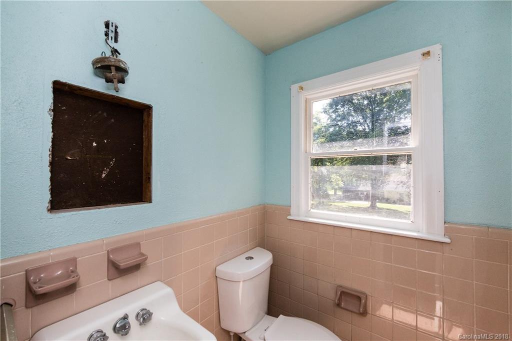 1104 Fallston Road Shelby, NC 28150 - Photo 13 of 35 Gallery Image 13