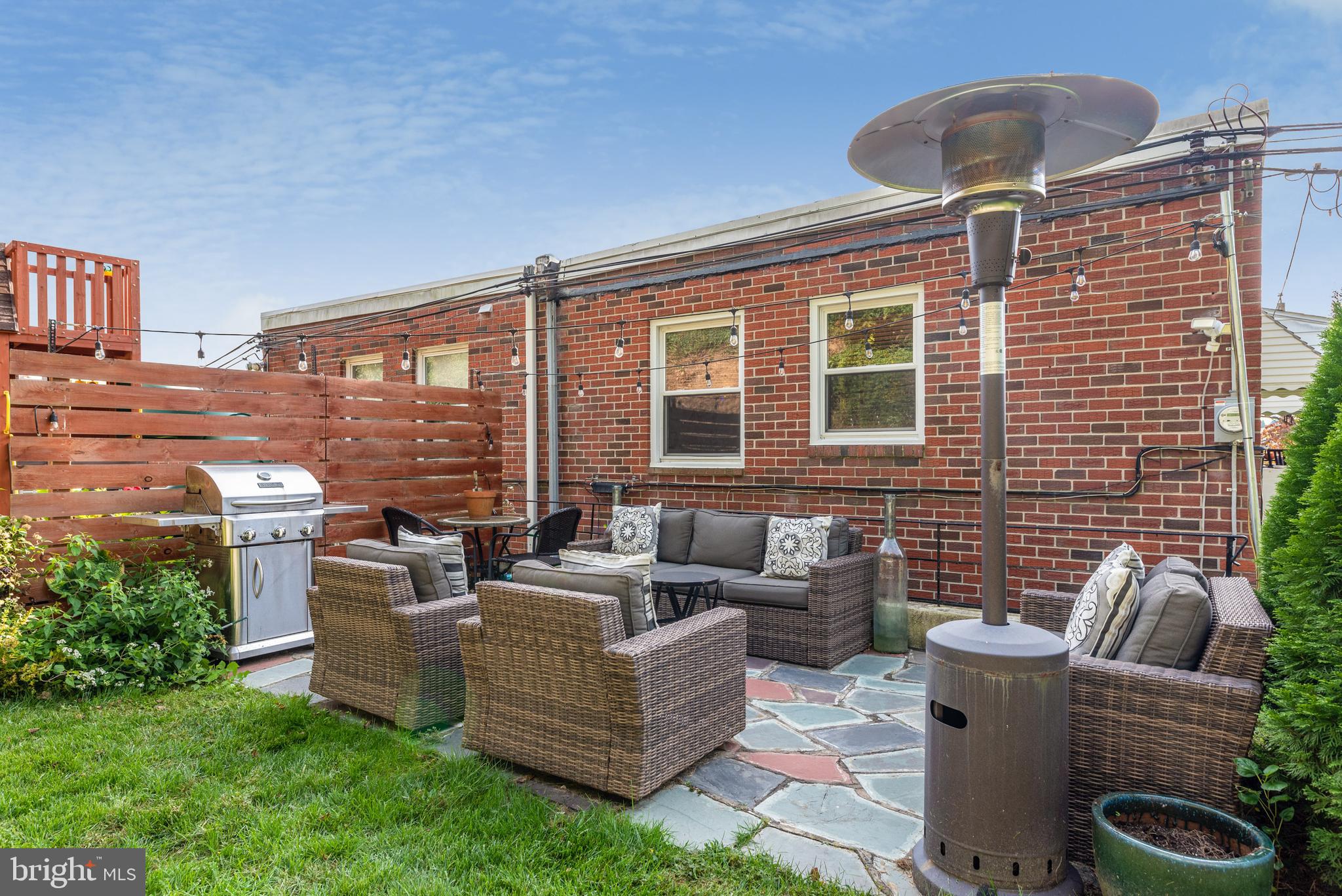 7263 Hill Road Philadelphia, PA 19128 - Photo 20 of 24 Rear Patio.