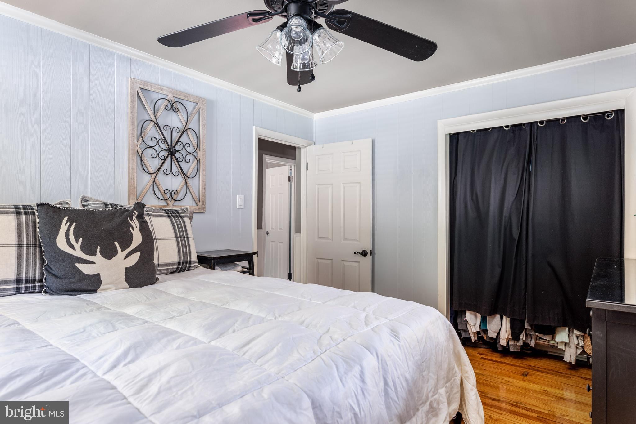 7263 Hill Road Philadelphia, PA 19128 - Photo 10 of 24 Main Bedroom.