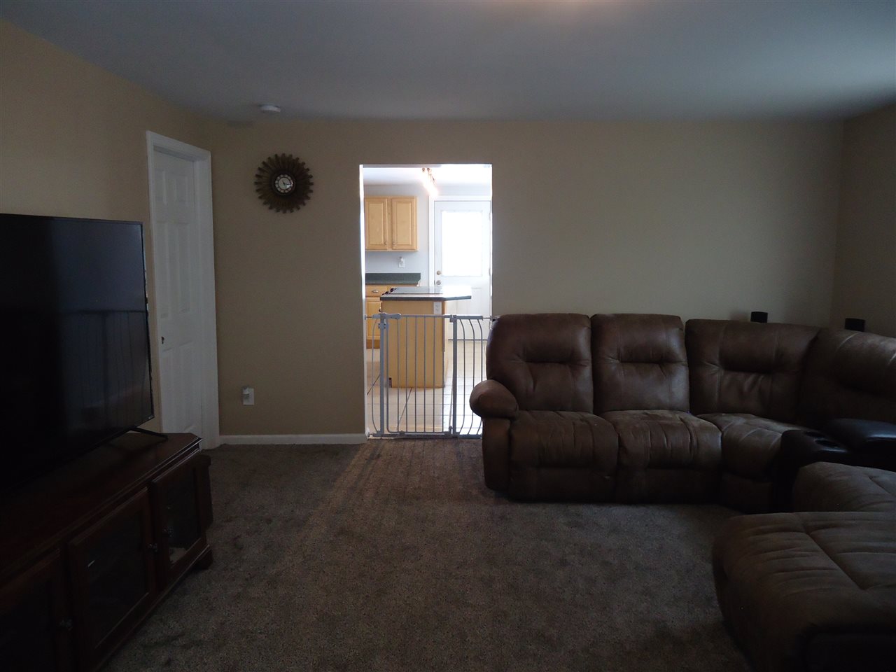 5388 North McKinley Road Flushing, MI 48433 - Photo 9 of 26 50000360-8.JPG