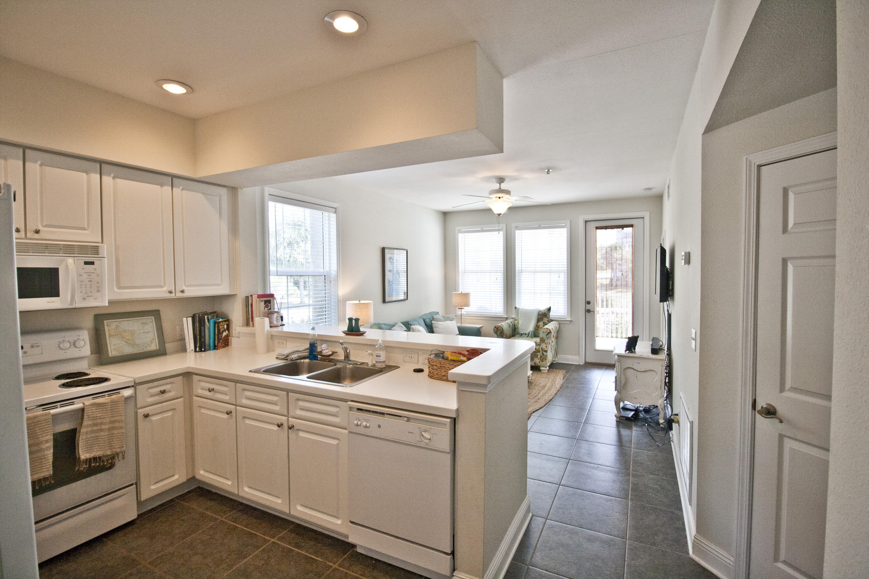 124 Village Boulevard, Unit 816 Santa Rosa Beach, FL 32459 - Photo 4 of 13