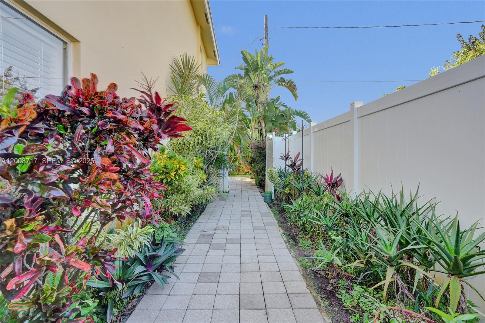740 Buttonwood Road, Unit 740 North Palm Beach, FL 33408 - Photo 17 of 21