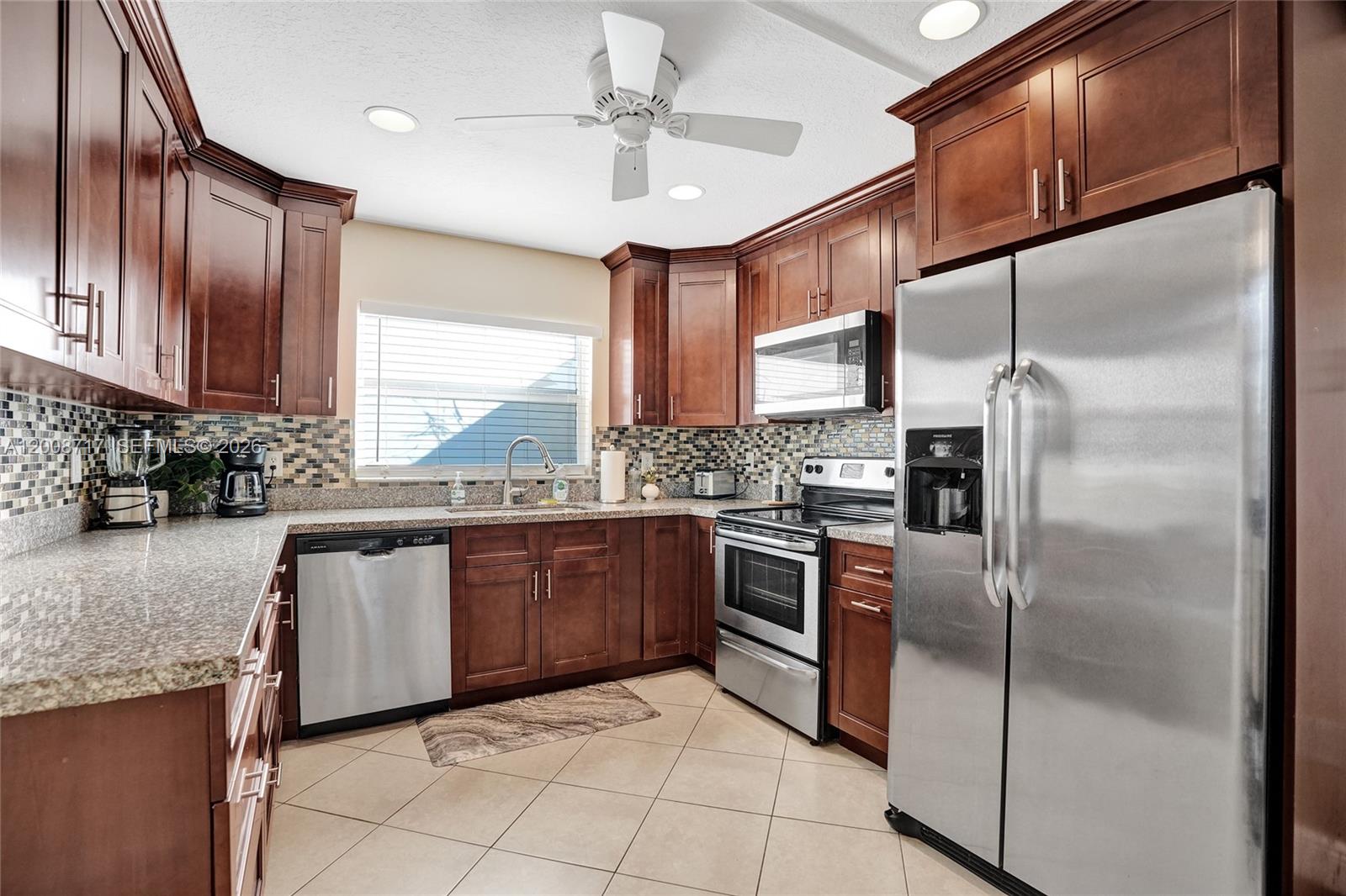 740 Buttonwood Road, Unit 740 North Palm Beach, FL 33408 - Photo 6 of 21