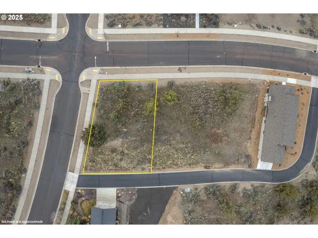 $74,900 | Southeast Greenleaf Lane, Madras, OR 97741