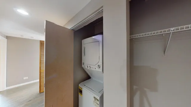 $2,200 | 6238 West 26th Street, Unit 504, Berwyn, IL 60402