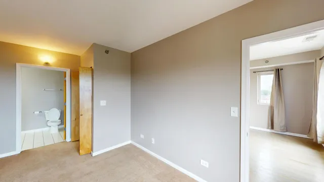 $2,200 | 6238 West 26th Street, Unit 504, Berwyn, IL 60402