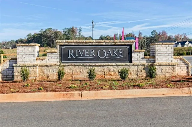 $379,990 | 132 Chattahoochee Circle, Locust Grove, GA 30248