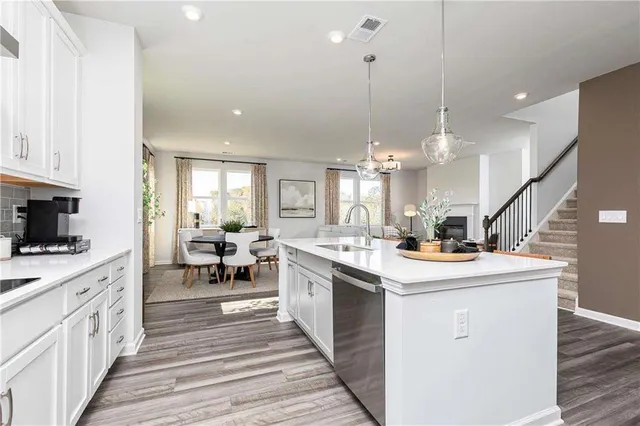 $379,990 | 132 Chattahoochee Circle, Locust Grove, GA 30248