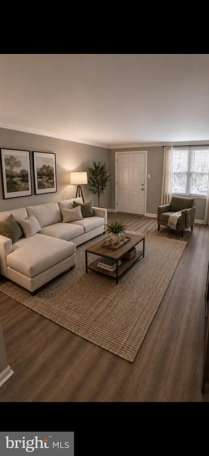208 Golf Road Darby, PA 19023 - Photo 2 of 10