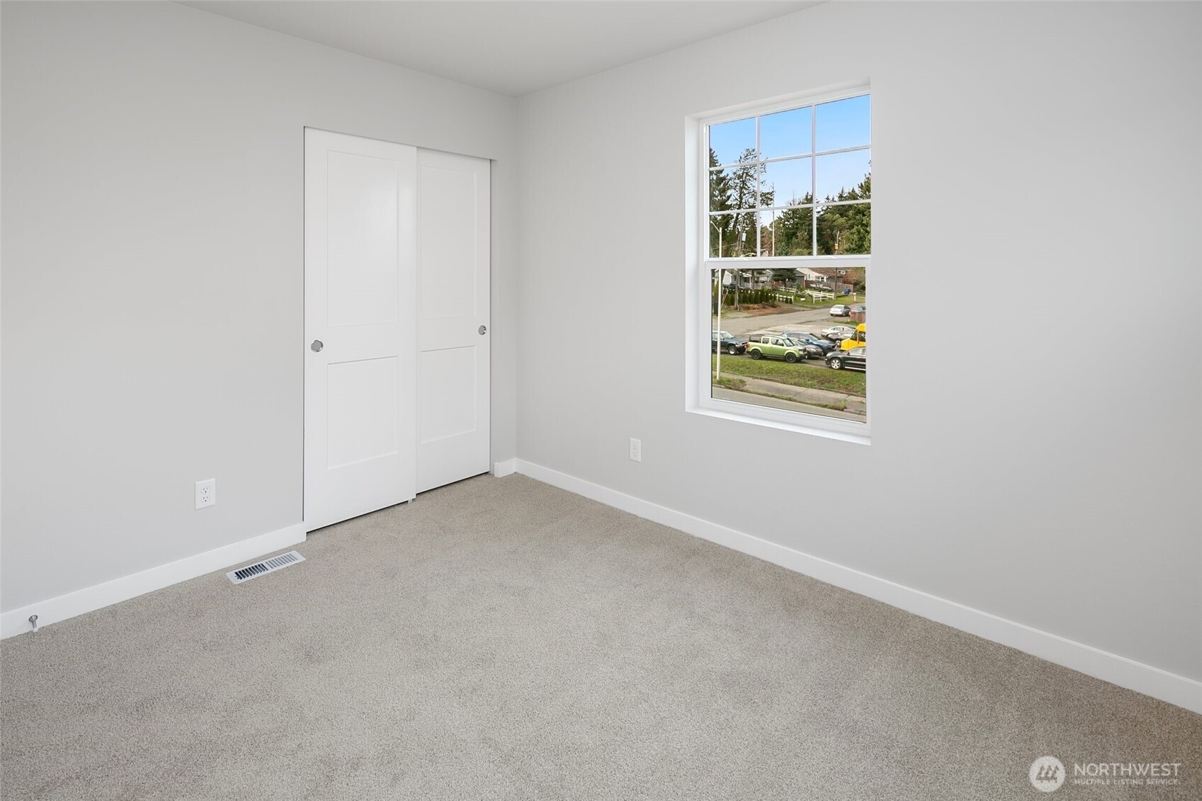 592 Southwest 97th Street, Unit 2 Seattle, WA 98106 - Photo 20 of 36