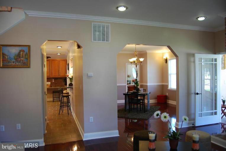 3227 Vickers Road Baltimore, MD 21216 - Photo 14 of 30 Interior (General)