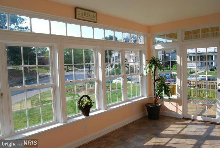 3227 Vickers Road Baltimore, MD 21216 - Photo 6 of 30 Interior (General)