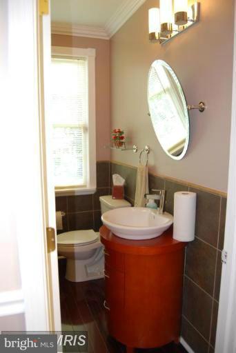 3227 Vickers Road Baltimore, MD 21216 - Photo 7 of 30 Bath