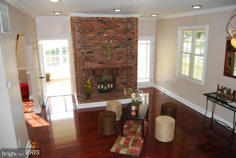 3227 Vickers Road Baltimore, MD 21216 - Photo 9 of 30 Interior (General)