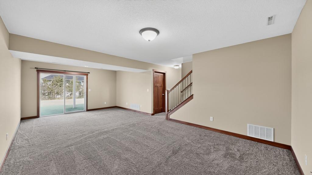 4998 55th Avenue Northwest Rochester, MN 55901 - Photo 29 of 39