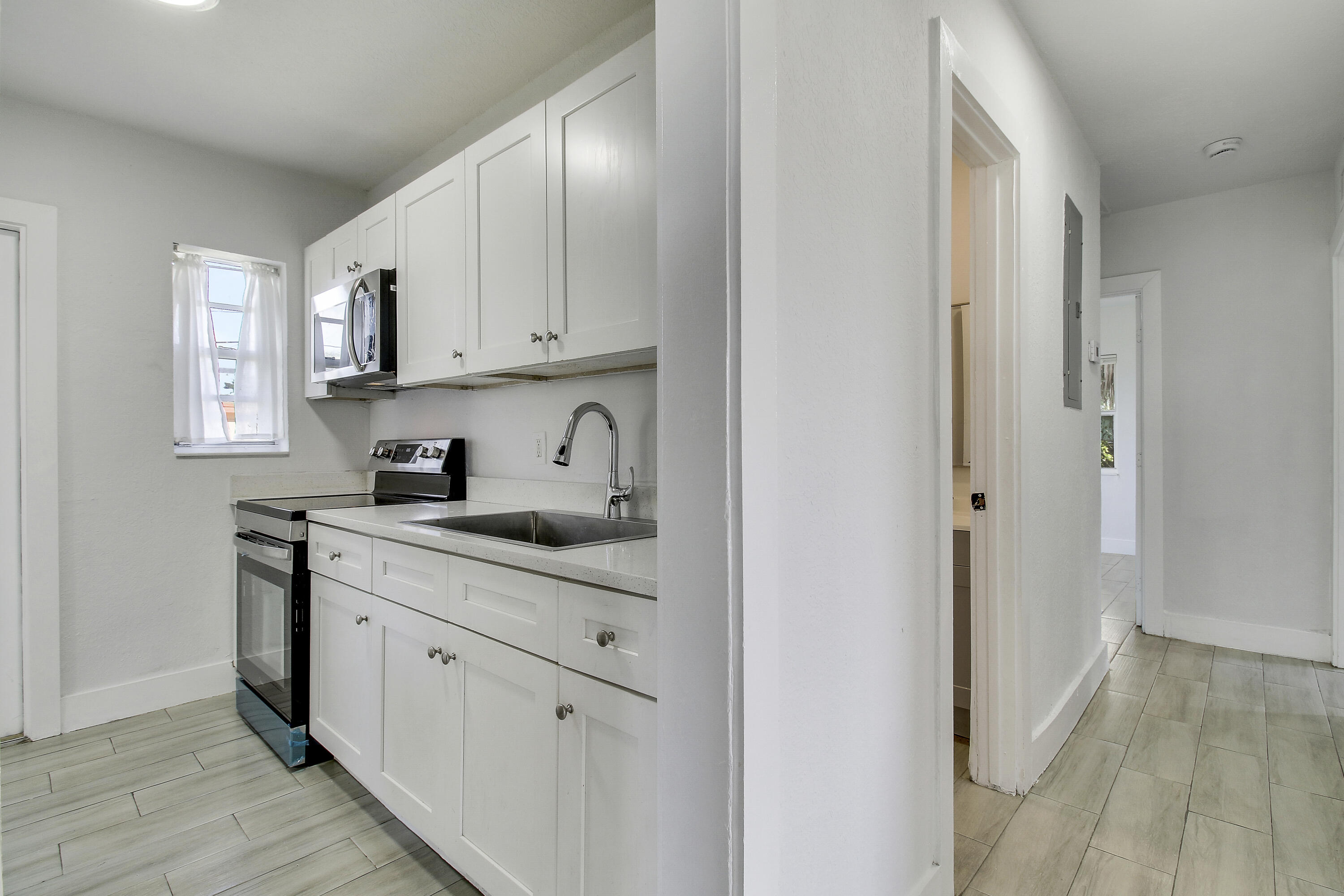 400 West 15th Street Riviera Beach, FL 33404 - Photo 12 of 34 Kitchen