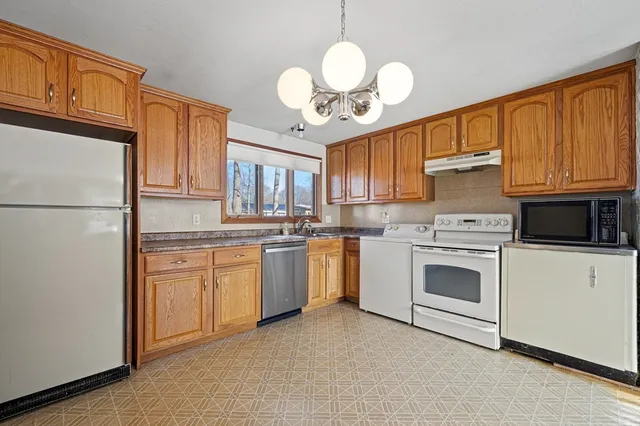 $379,000 | 32 Tina Avenue, Brockton, MA 02302