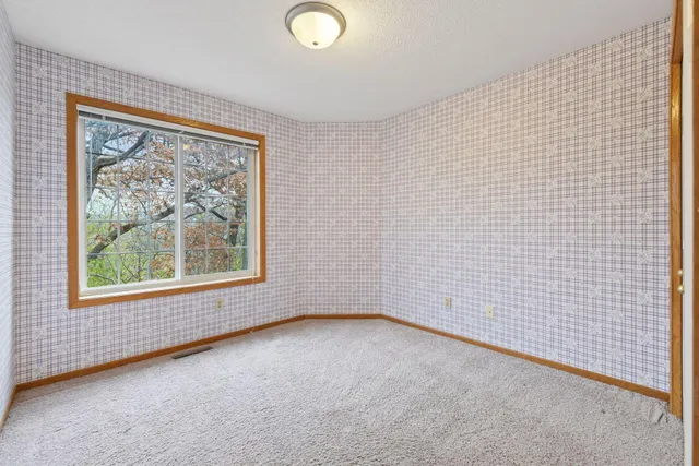 $369,000 | 725 Fairfield Circle, Minnetonka, MN 55305