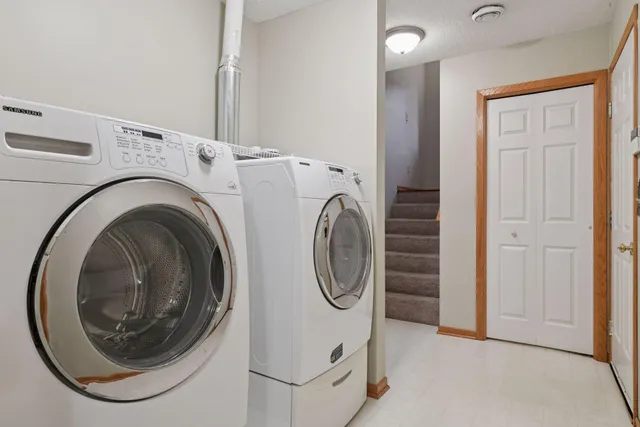 $369,000 | 725 Fairfield Circle, Minnetonka, MN 55305