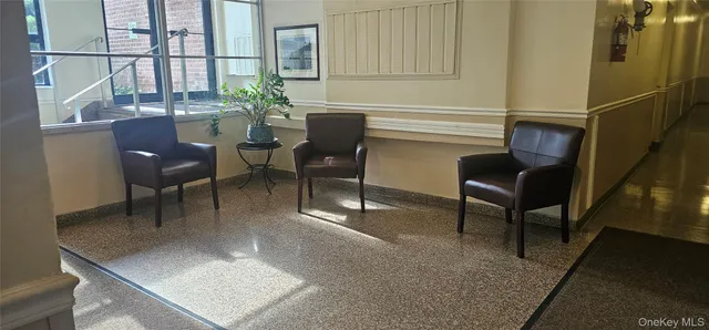 $250,000 | 126 Church Street, Unit 2D, New Rochelle, NY 10805